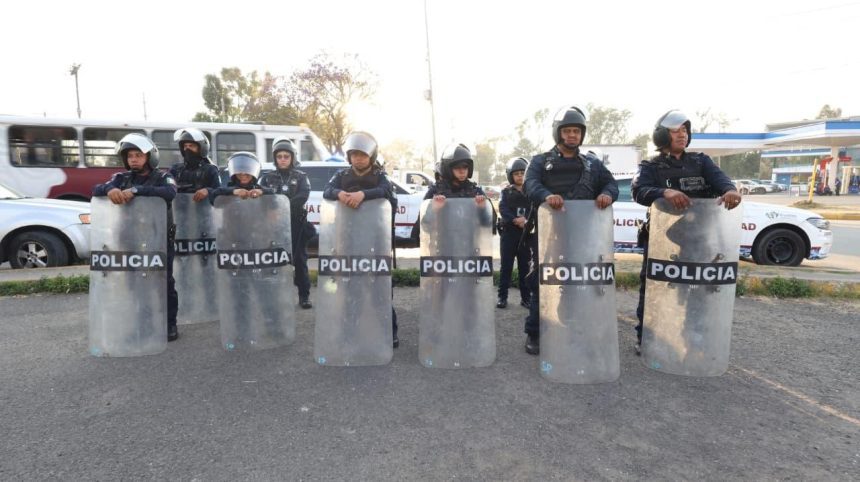 Operativo en el Estadio Cuauhtémoc frena instalación de 200 ambulantes