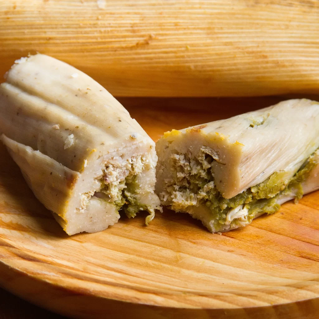 tamal de salsa verde.jpg