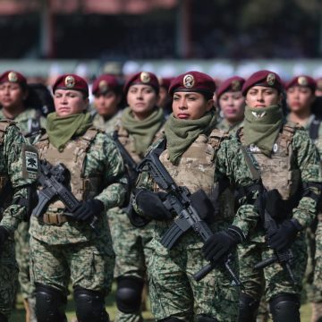 Claudia Sheinbaum encabeza conmemoración del Día Internacional de la Mujer con integrantes de las Fuerzas Armadas