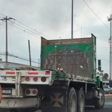 Hombre en estado de ebriedad desata persecución tras agredir a una mujer en Cuanalá