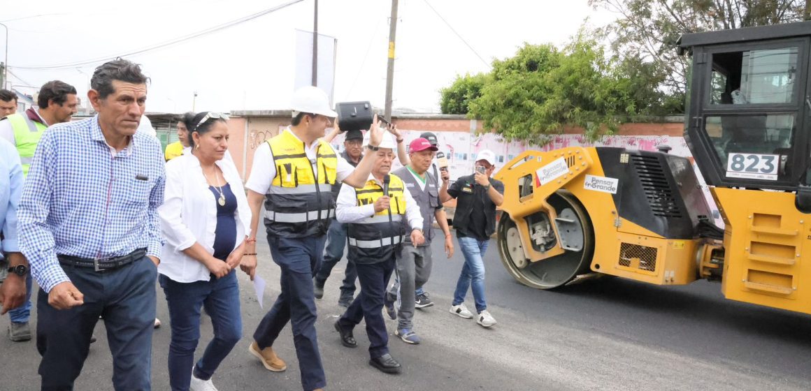 Avanza 50 por ciento pavimentación de Calle Jesús Reyes Heroles, olvidada por 20 años