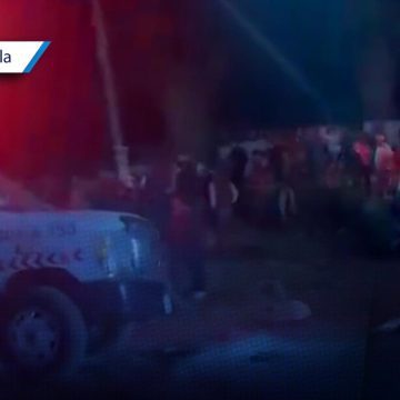 Accidente Puebla-Tehuacán Conductor alcoholizado se impacta contra colectiva en la Tehuacán-Puebla; 5 heridos