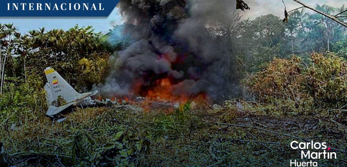Avión Hércules de la Fuerza Aérea Colombiana se accidenta con 125 personas a bordo