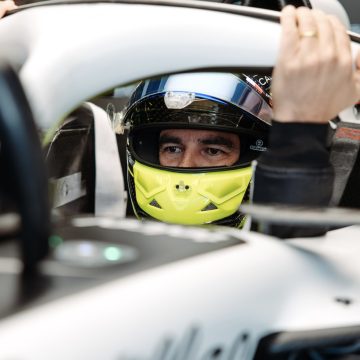 Mercedes domina el GP de Australia; difícil debut para Checo Pérez con Cadillac