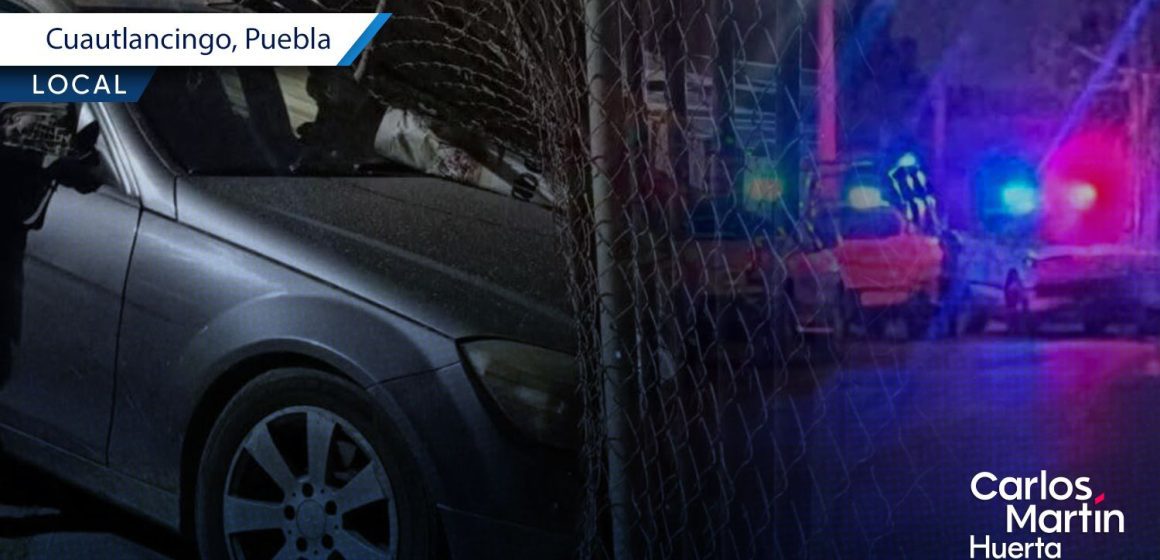 Conductor en estado de ebriedad choca y tira reja de estacionamiento en Cuautlancingo