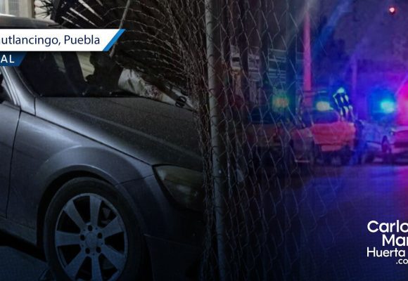 Conductor en estado de ebriedad choca y tira reja de estacionamiento en Cuautlancingo