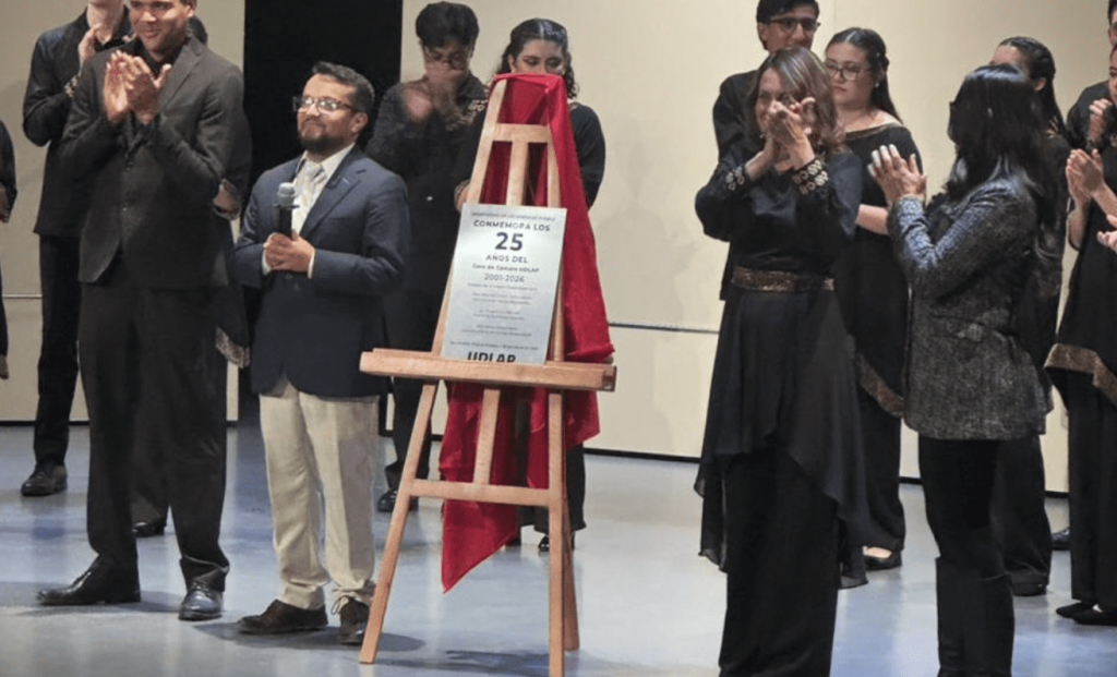 El Coro de Cámara de la UDLAP celebró su 25 Aniversario con el concierto "Como Pájaros en el Aire" 1 El Coro de Cámara de la UDLAP celebró su 25 Aniversario con el concierto "Como Pájaros en el Aire"