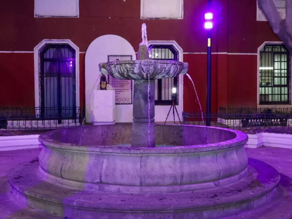 Entregan rehabilitacion de la fuente del Parque Sor Juana Ines de la Cruz 2