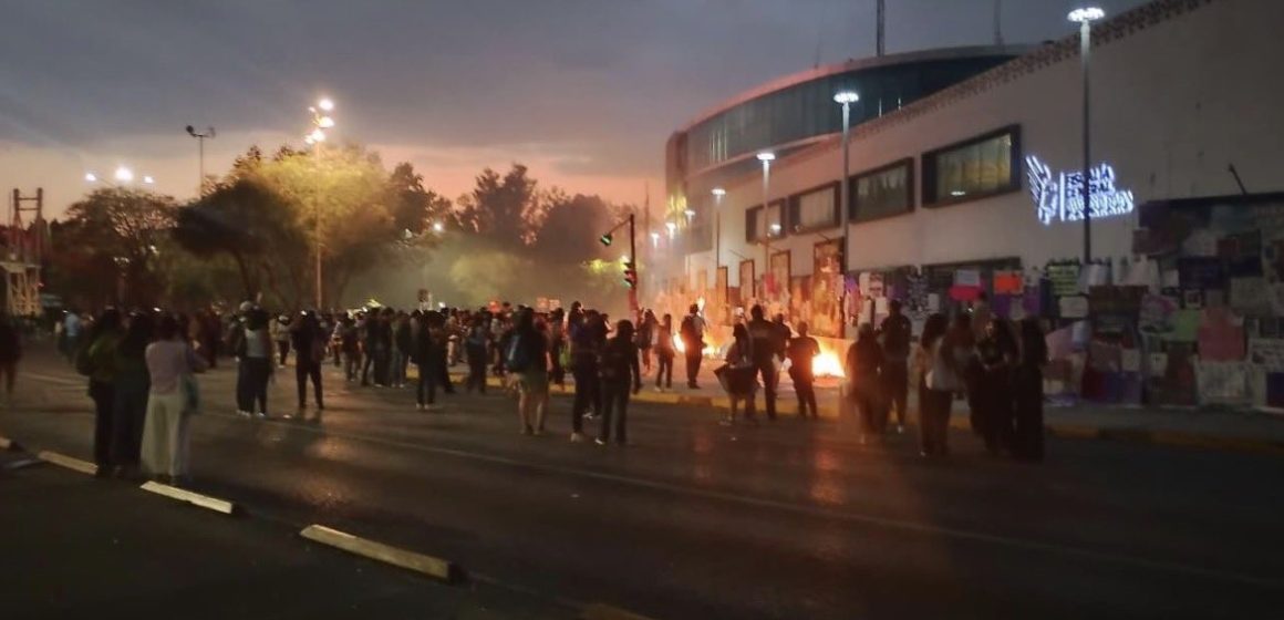 Fiscalía aclara uso de extintor durante manifestación del 8M y reitera respeto al derecho a la protesta