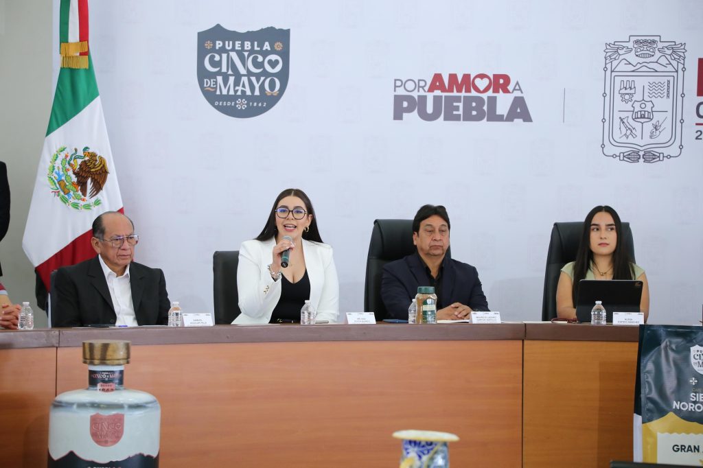 Gobierno de Puebla lanza becas para estudiar en Madrid y Nueva York