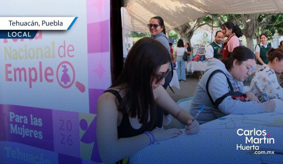 Impulsan inclusión laboral femenina con feria de empleo en Tehuacán