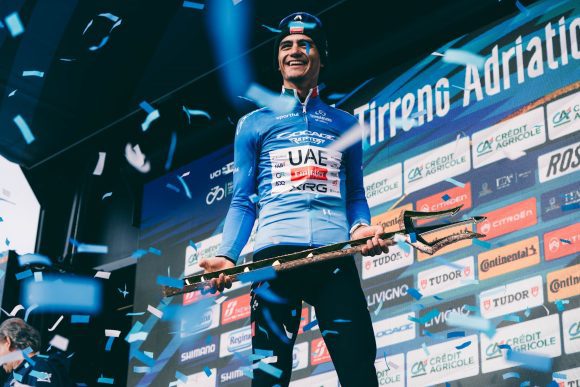 Isaac del Toro hace historia: Campeón de la Tirreno-Adriático 2026
