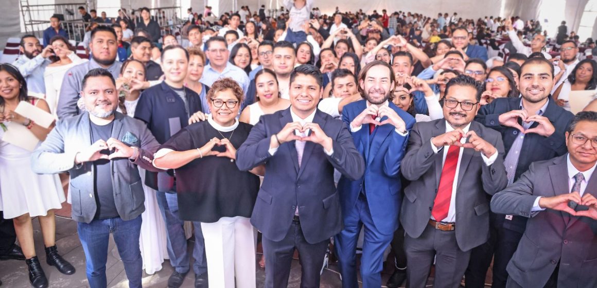 Matrimonios colectivos fortalecen la unión familiar en Cuautlancingo