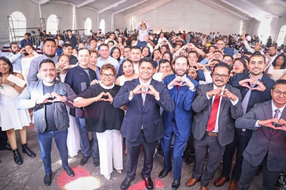 Matrimonios colectivos fortalecen la unión familiar en Cuautlancingo