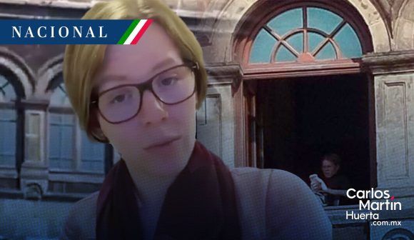 Revelan identidad de funcionaria captada asoleándose en Palacio Nacional