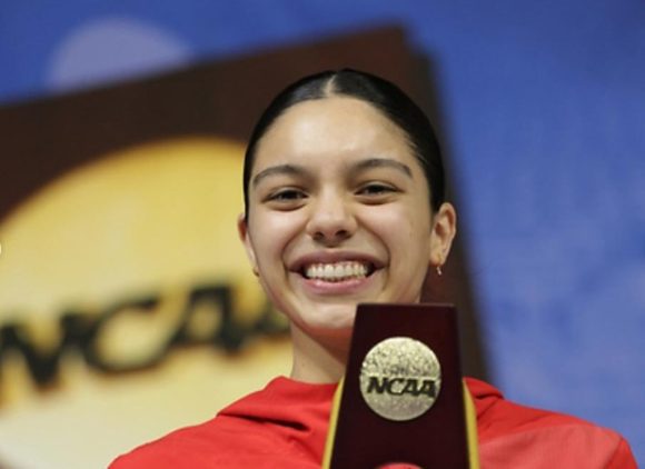 Natalia Botello, esgrimista mexicana, se corona campeona nacional en EE.UU.