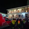 Rescatan a dos personas que cayeron a un barranco en Quimixtlán