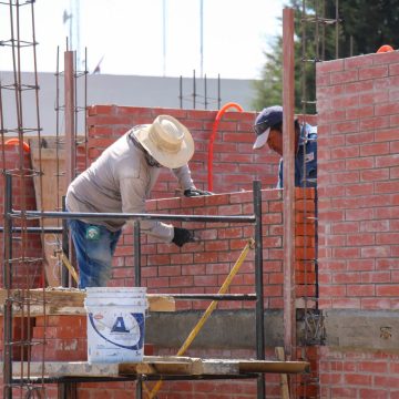 Supervisan avance de obra del Centro Microrregional de Bienestar Animal en Huejotzingo