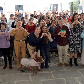 Laura Artemisa impulsa adopción responsable, llama a empatía con seres sintientes