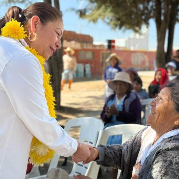 Obra comunitaria escucha y responde a necesidades de población: Laura Artemisa