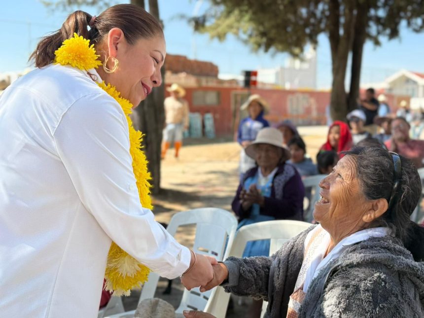 Obra comunitaria escucha y responde a necesidades de población: Laura Artemisa