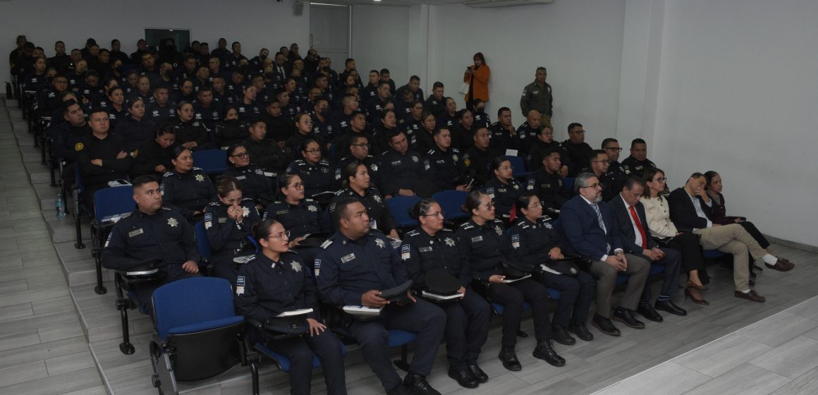 SSC Puebla Capacita a policías en operaciones tácticas 