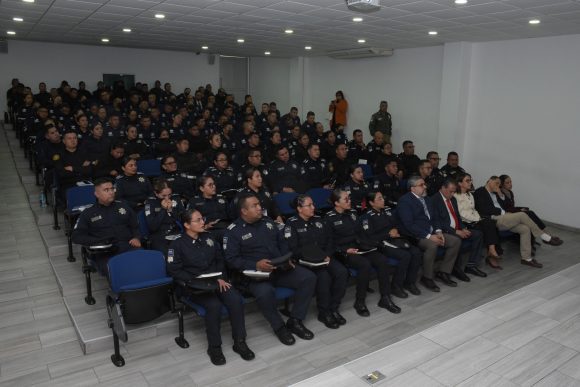 SSC Puebla Capacita a policías en operaciones tácticas 