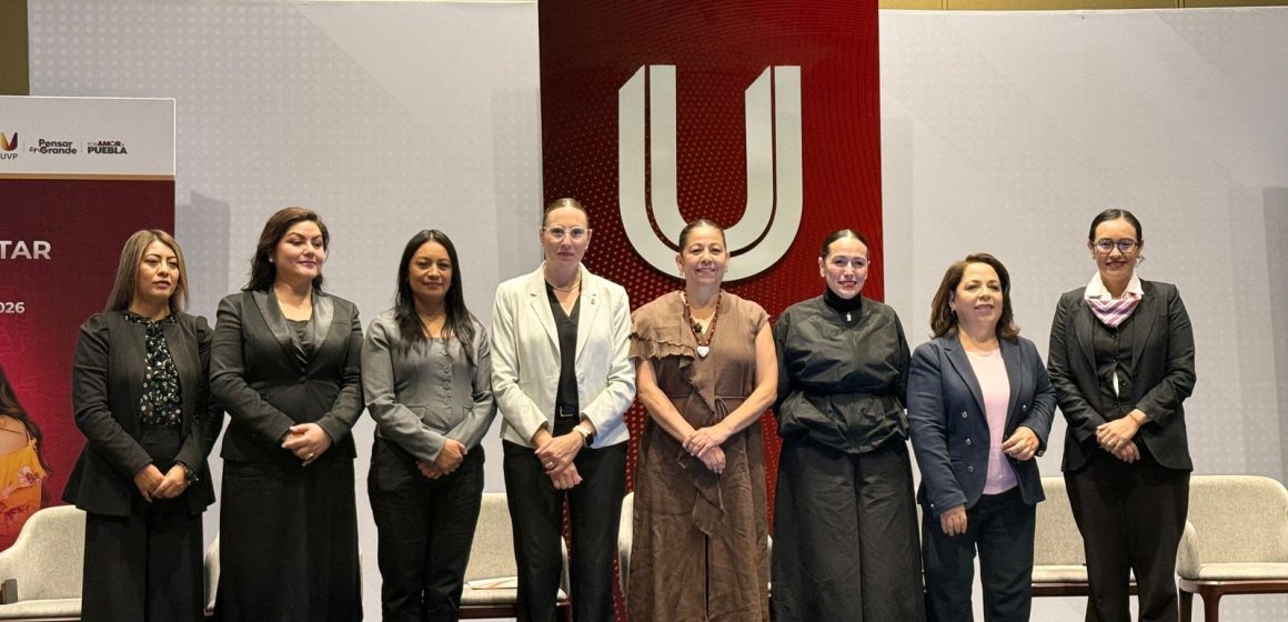 Mujeres transforman el rumbo de Puebla y México: Laura Artemisa encabeza Foro en la UPAEP