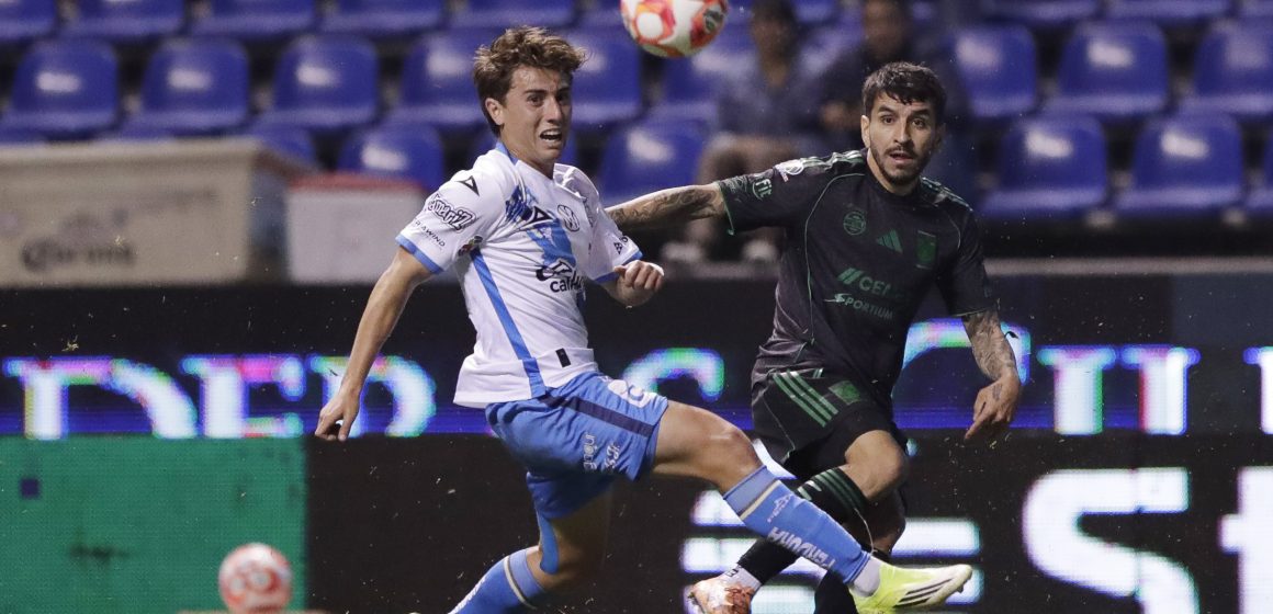 Puebla vence 3-1 a Tigres en el Estadio Cuauhtémoc