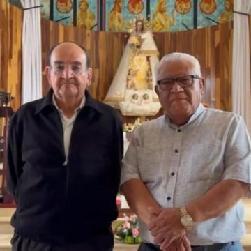 Primer grupo de poblanos varados en Jerusalén están de regreso