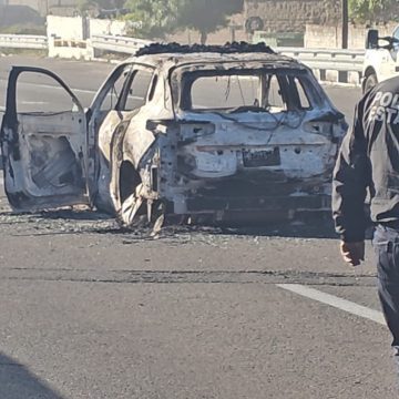 SSP denunciará quema de patrulla durante protesta por desaparición de mujer en Texmelucan