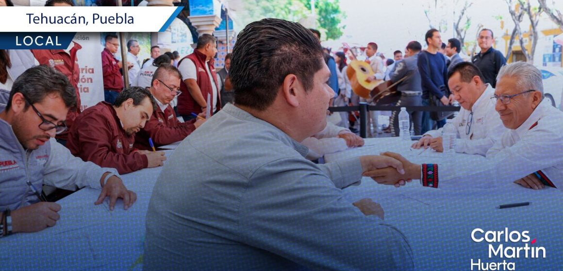 Atiende SEP a 630 personas en Jornada de Atención Ciudadana en Tehuacán