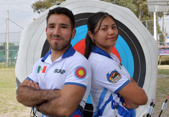 Estudiantes de la BUAP conquistan oro y plata en tiro con arco internacional