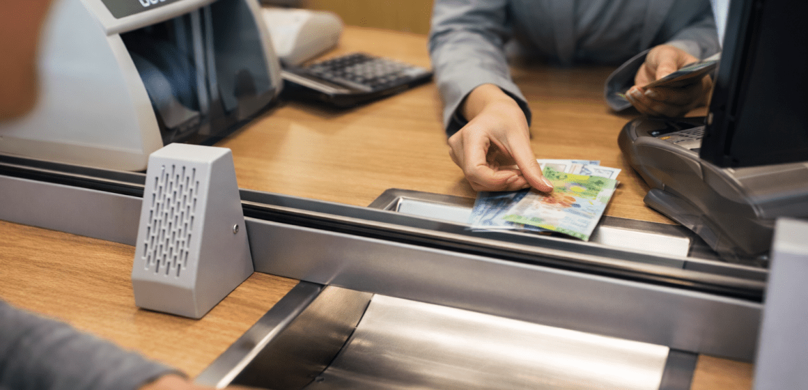 Puebla plantea cárcel a empleados bancarios por “marcaje” de clientes