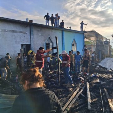 Explosión de pirotecnia en Tlaola deja tres lesionados