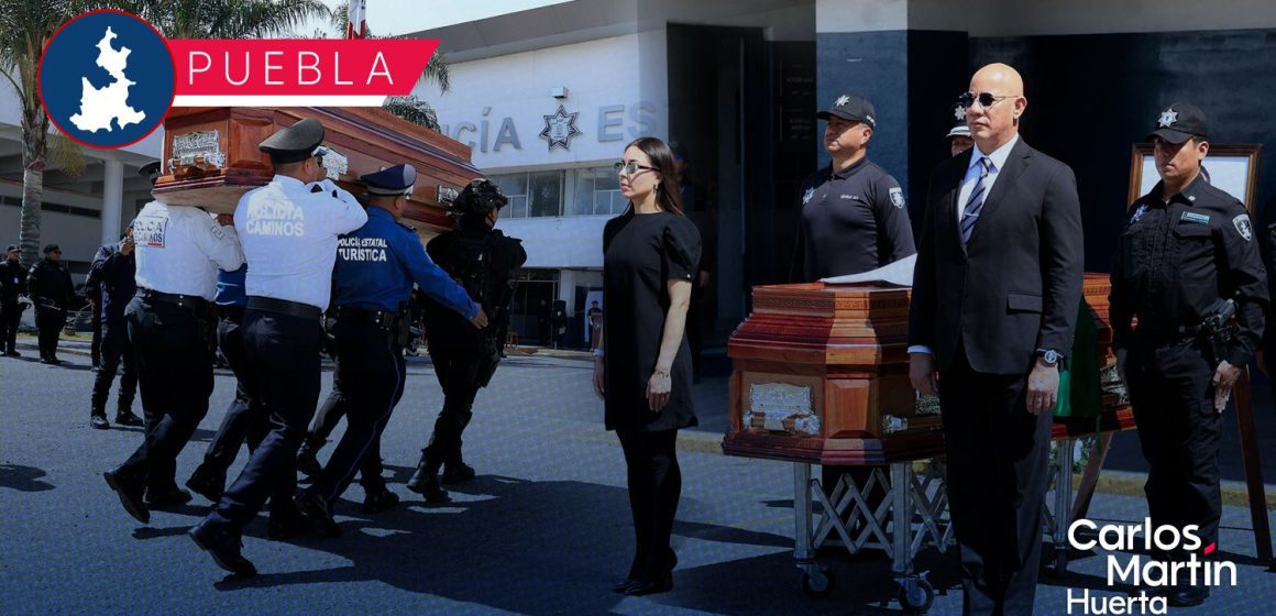 Rinden homenaje al policía Valentín Gerardo, fallecido en la autopista México-Puebla