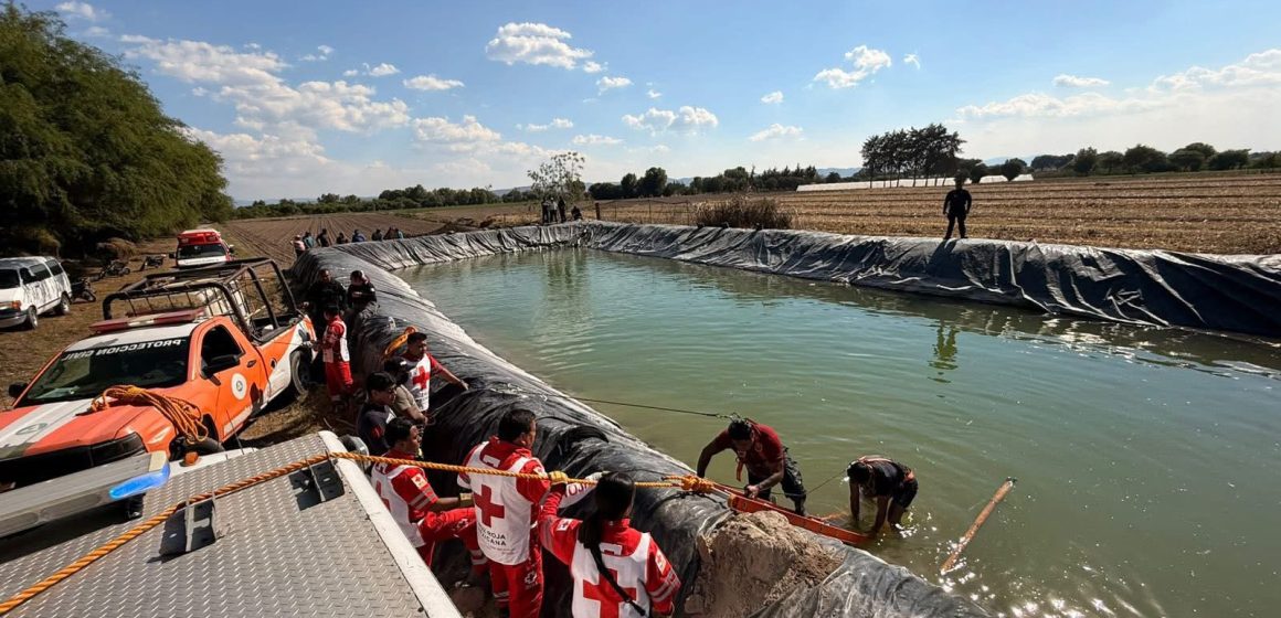 Muere adolescente ahogado en jagüey de riego en Tecamachalco durante Viernes Santo