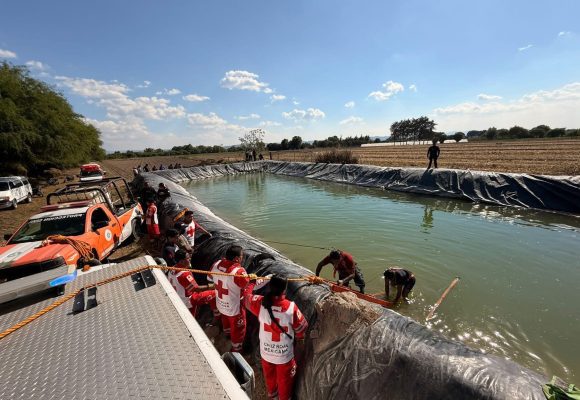 Muere adolescente ahogado en jagüey de riego en Tecamachalco durante Viernes Santo