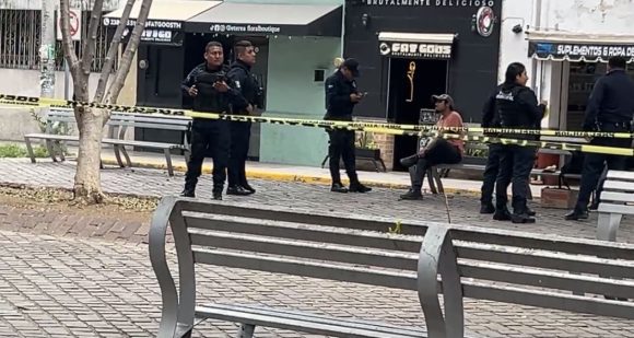 Detienen a dos hombres con cráneo humano en Tehuacán
