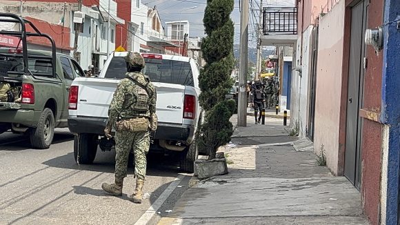 IMG_9490 Golpe al narcomenudeo: Cateo y detenciones en la colonia El Porvenir