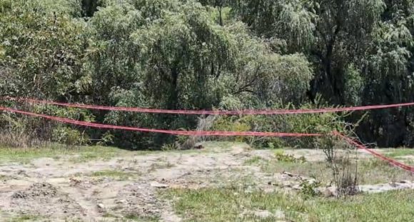 Hallan cadáver baleado y desnudo a orillas del río Alseseca en Totimehuacan