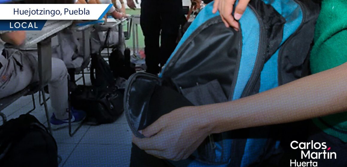 Operativo mochila y presencia policial en secundaria de Huejotzingo tras presuntas amenazas