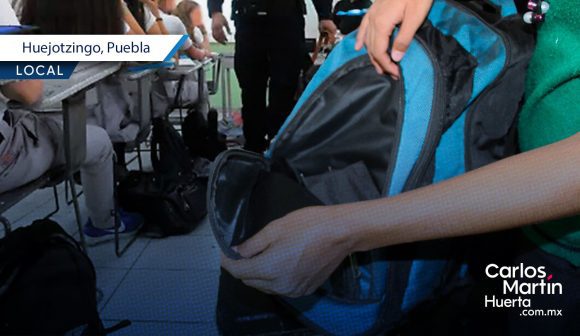 Operativo mochila y presencia policial en secundaria de Huejotzingo tras presuntas amenazas