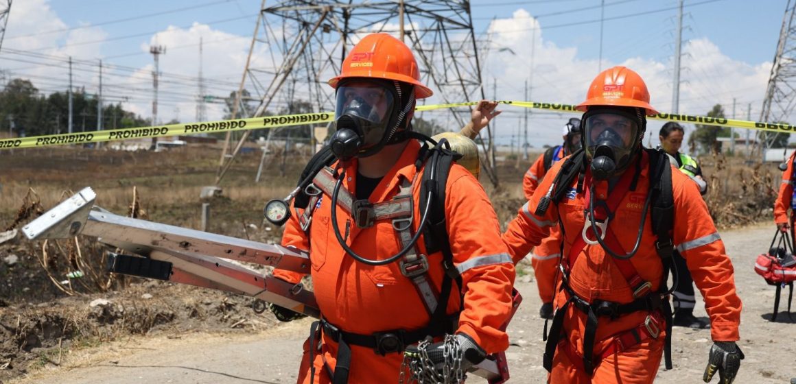 WhatsApp Image 2026-03-31 at 3.09.40 PM Mejora Cuautlancingo protocolos de emergencia con simulacro de incendio