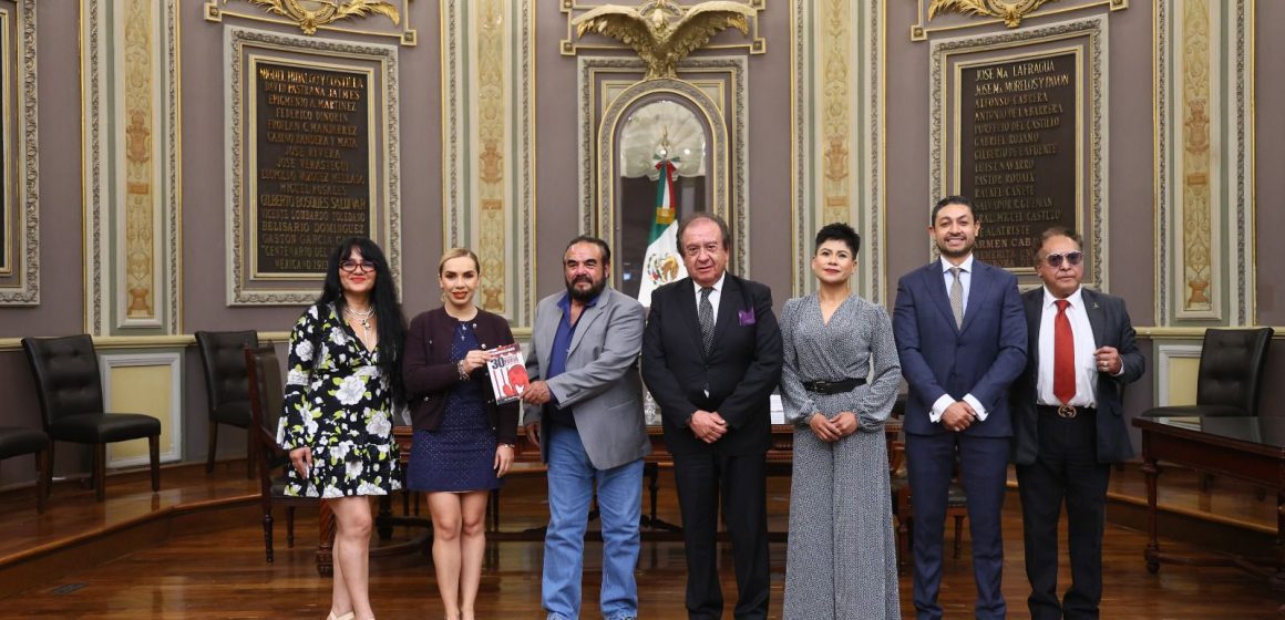 En el Congreso se presentó el libro “Feminicidio: 30 segundos de furia x 30 años de prisión”