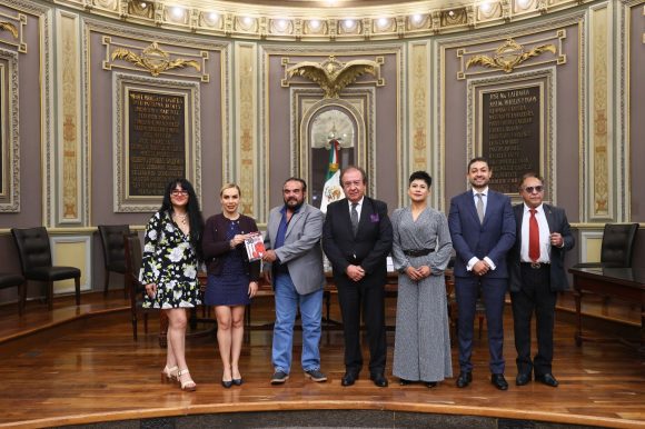 En el Congreso se presentó el libro “Feminicidio: 30 segundos de furia x 30 años de prisión”