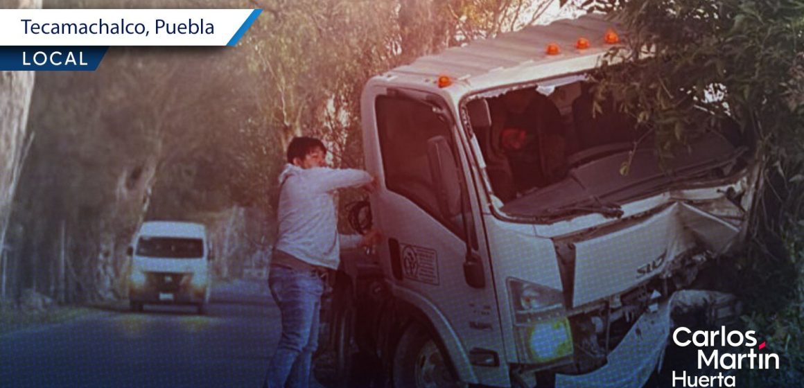 WhatsApp Image 2026-04-14 at 11.26.01 AM Conductor intenta escapar de asalto y termina prensado en Tecamachalco