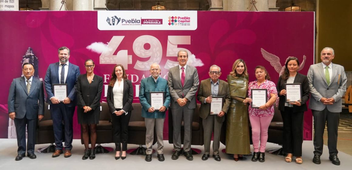 Reconocen a cinco poblanos por su trayectoria en arte, cultura y patrimonio