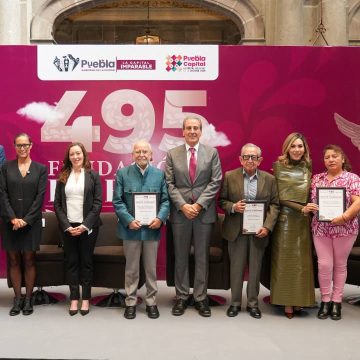 Reconocen a cinco poblanos por su trayectoria en arte, cultura y patrimonio