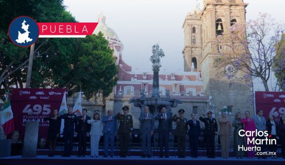 Puebla celebra su 495 aniversario: Alejandro Armenta y Pepe Chedraui encabezan ceremonia cívica en el Zócalo